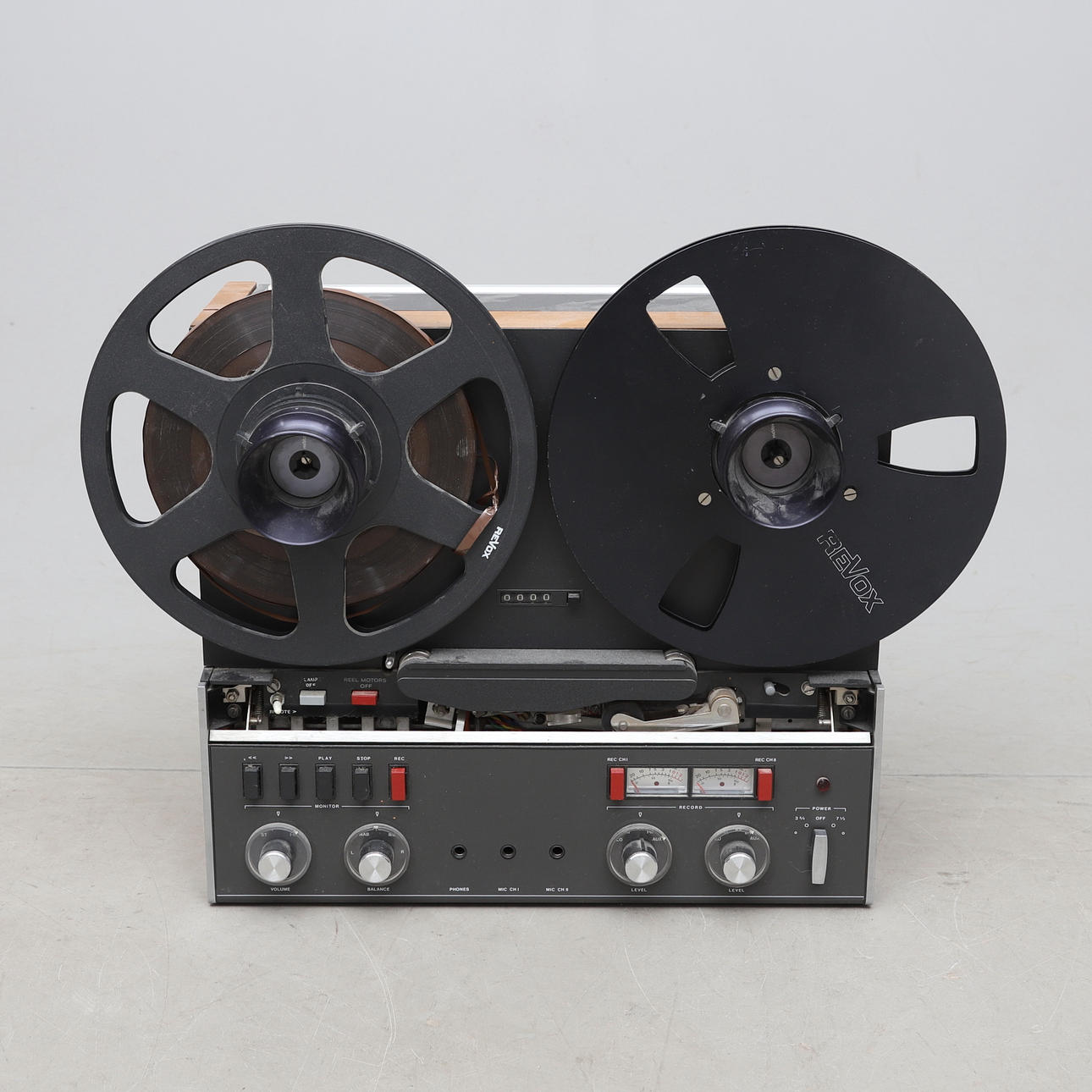 GRABADORA ROLLER TAPE, Revox «A77", Suiza.