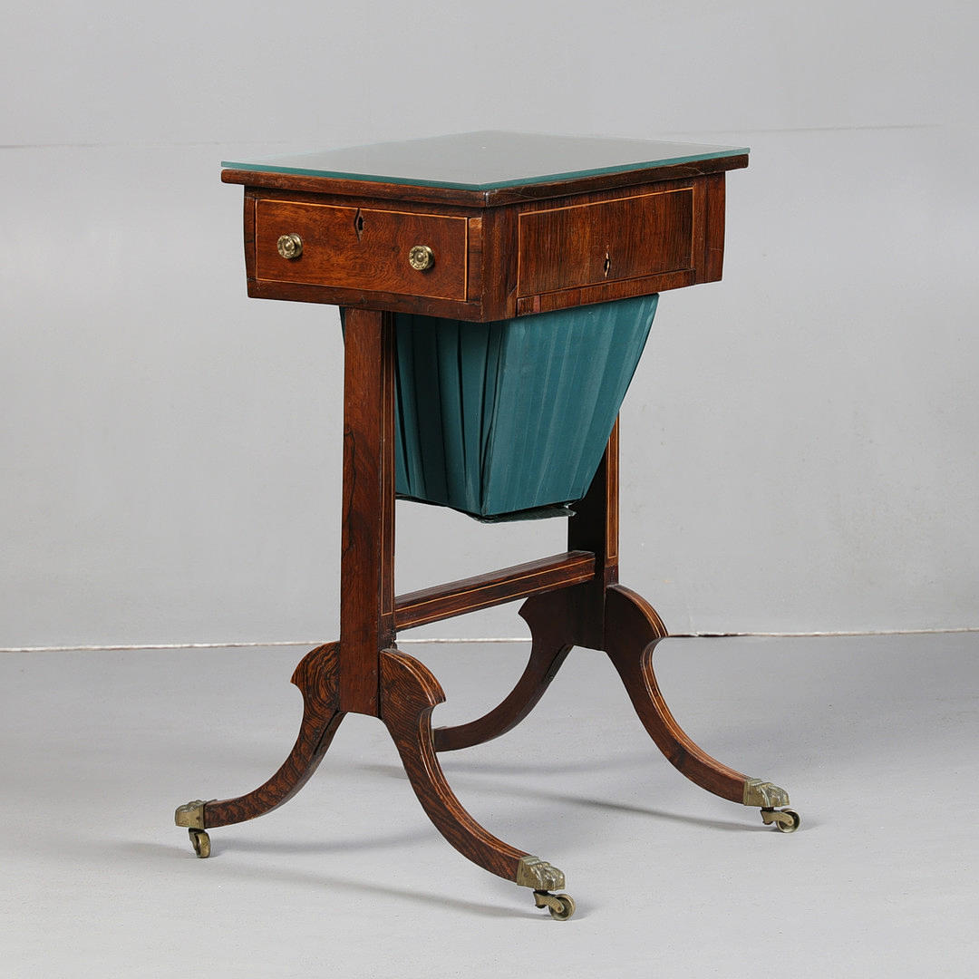 ET REGENCY-PALISANDER SYBORD.