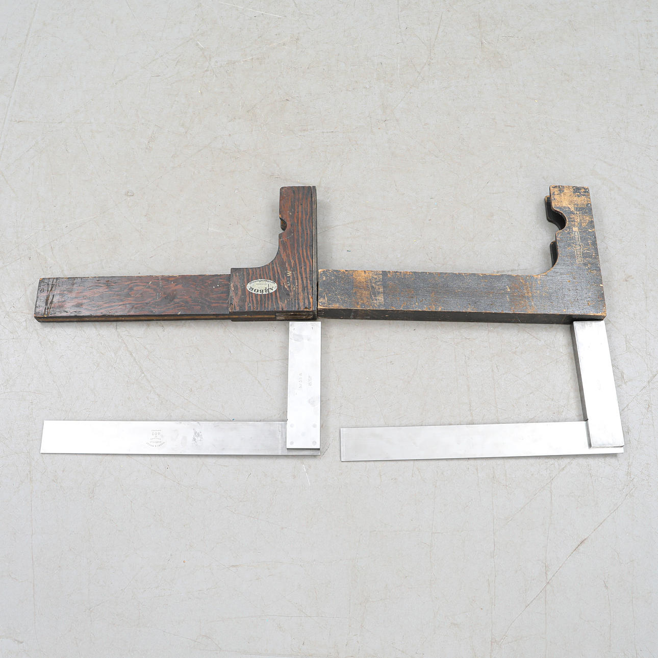 VERKSTADSVINKLAR, Arbor SKF och Moore & Wright. Trä och metall.