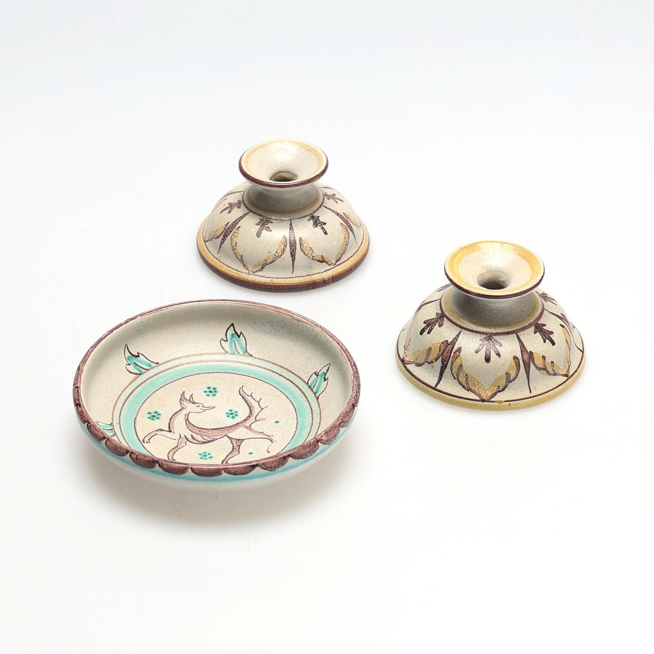 LIVE FAIENCE. 1 pair of candlesticks, 1 barrel, ceramic.