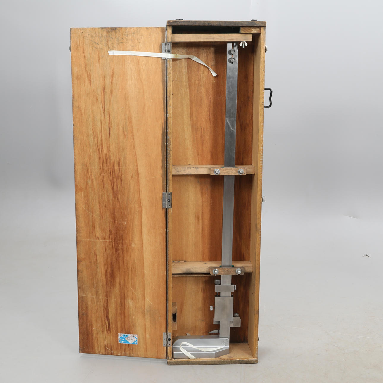 ALTIMETER, Mitutoyo, and box, Japan.