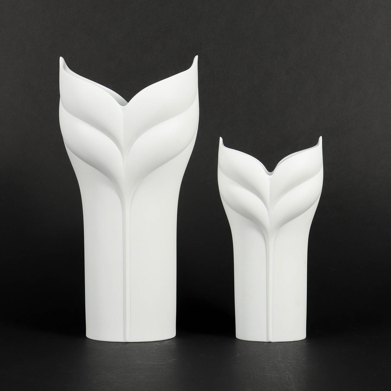 VASER 2 stycken, Rosenthal, Studio, Ute Feyl.