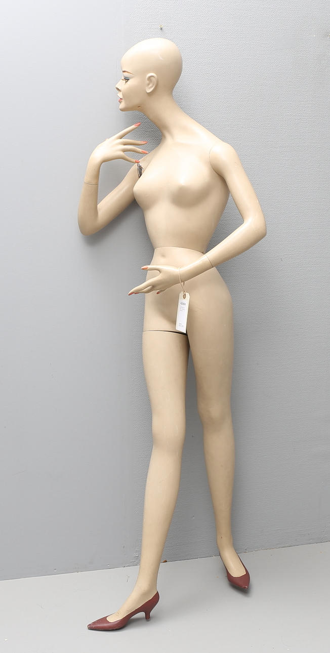 SKYLTDOCKA, dam, Hindsgaul Danmark.