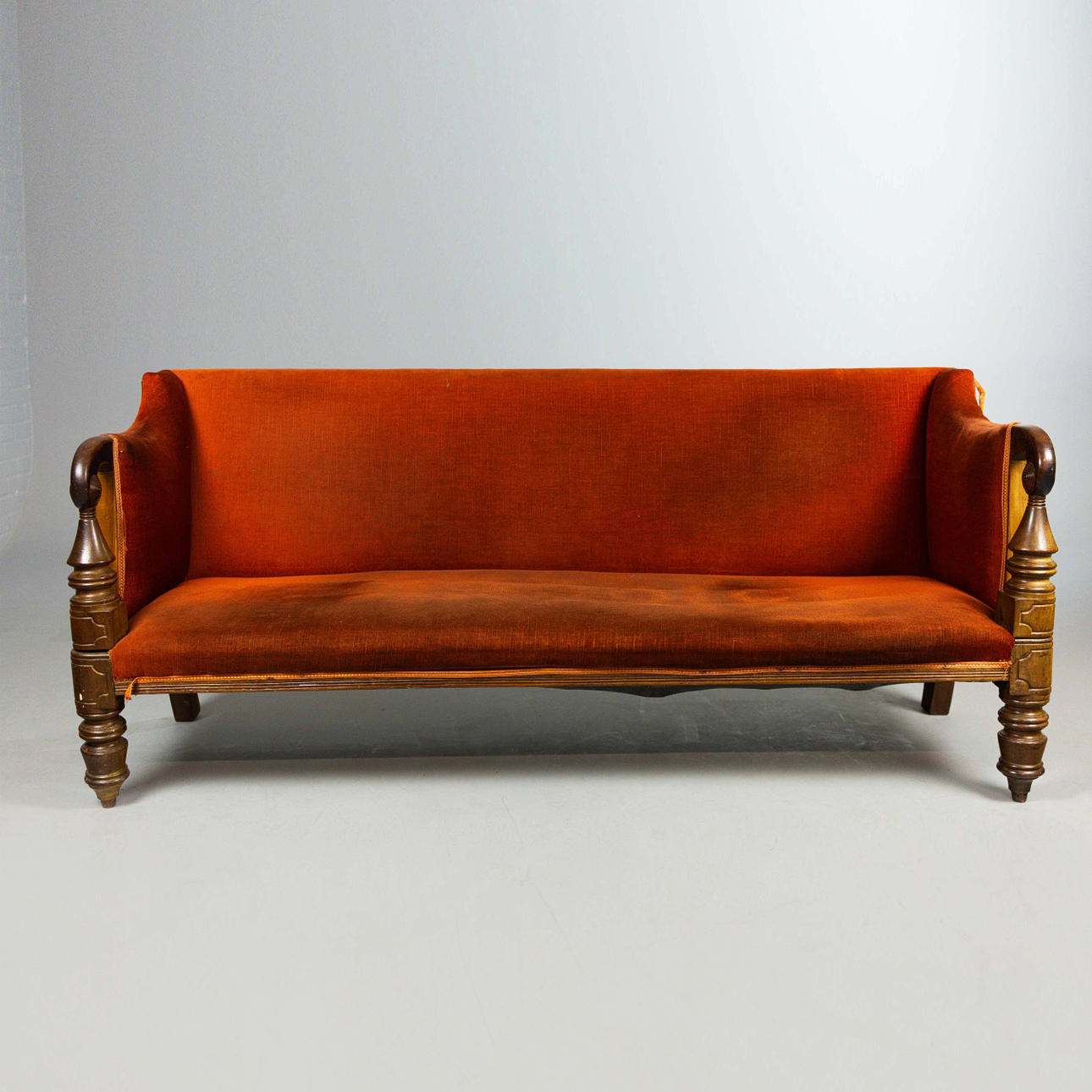 GEORGE IV MAHOGNI SOFA.