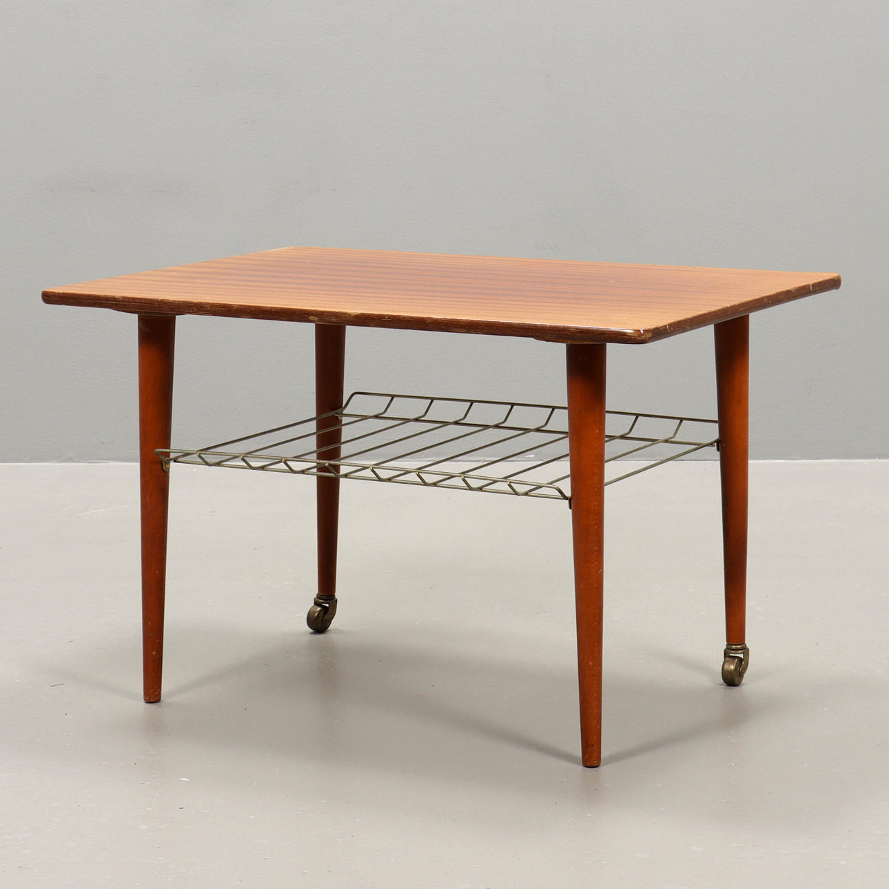 OFFLOAD NINMGSTABLE 1950'S.