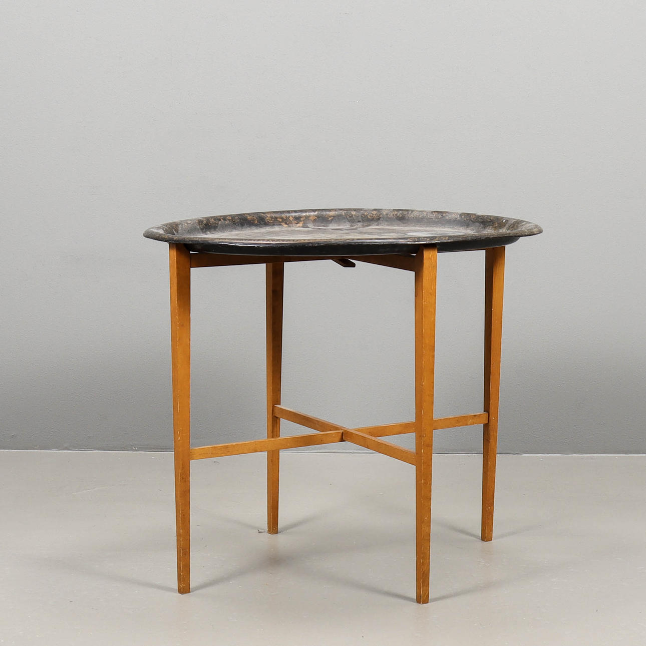 BRICKBORD 1900-talets första hälft.