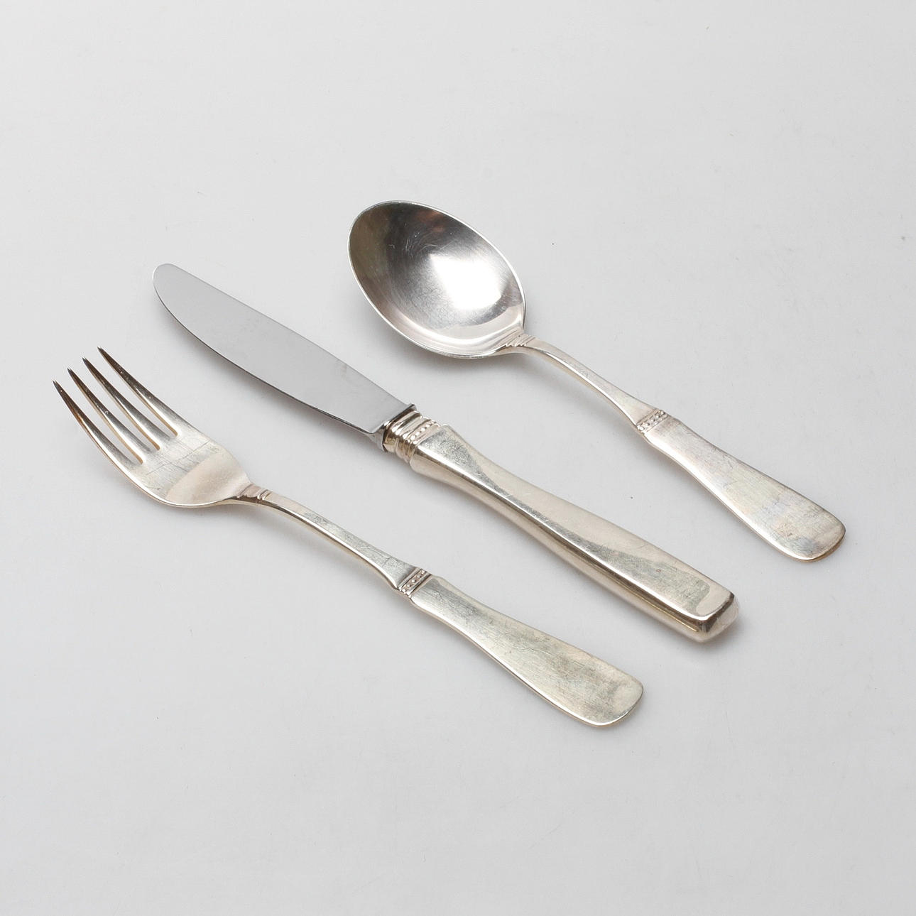 BESTICKUPPSÄTTNING, trettiosex delar, "Uppsala", silver, ca 1700 gram.