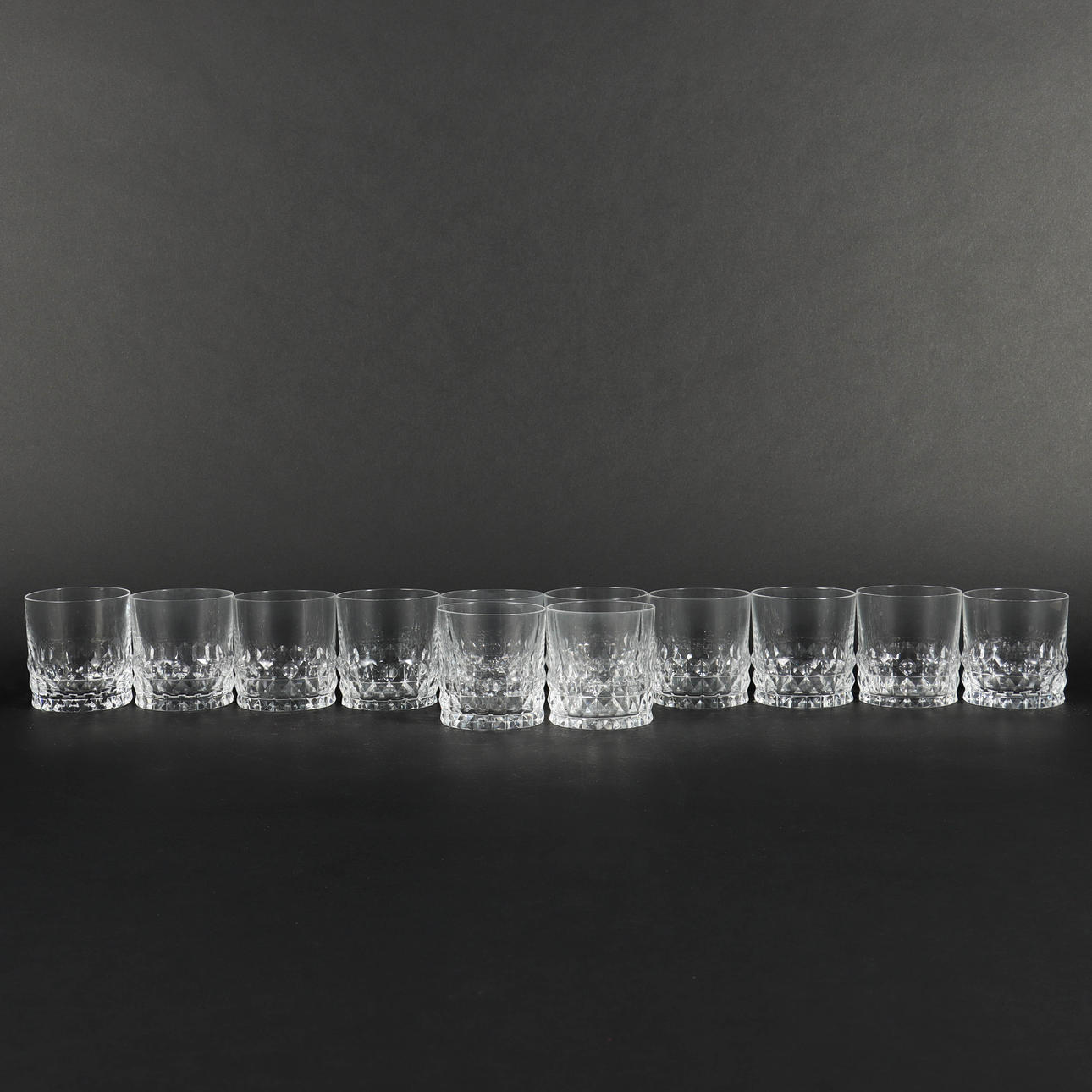 INGEBORG LUNDIN. Viskilasit Orrefors, Silvia, 11 kpl.