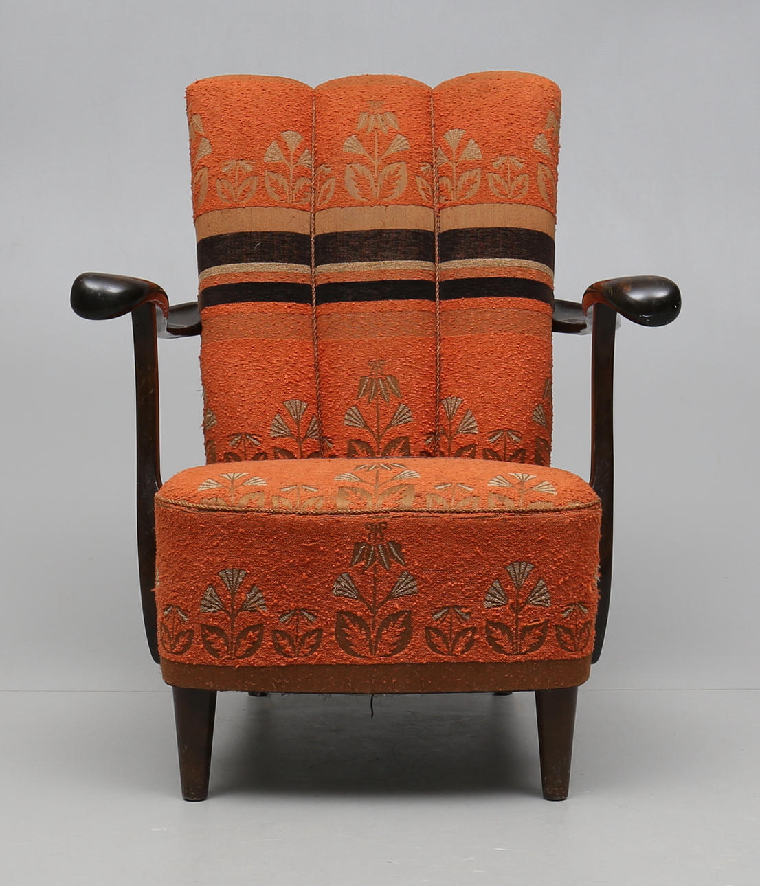 KARMFÅTÖLJ, 1900-talets mitt.