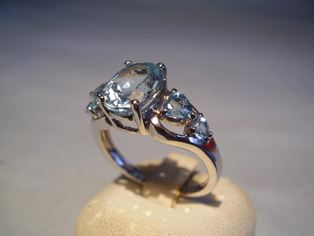 BLÅ TOPAS RING, 925 SILVER, TOPAS 4,3 CT.