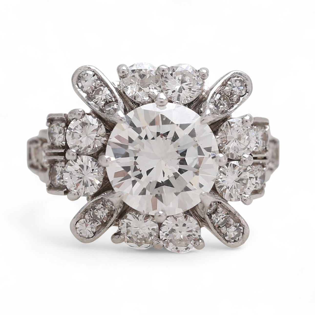 Diamonds ring, mid 20th Century.