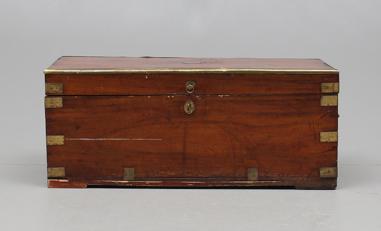 KISTA, kamfer, England-Indien, 1900-talets första hälft.