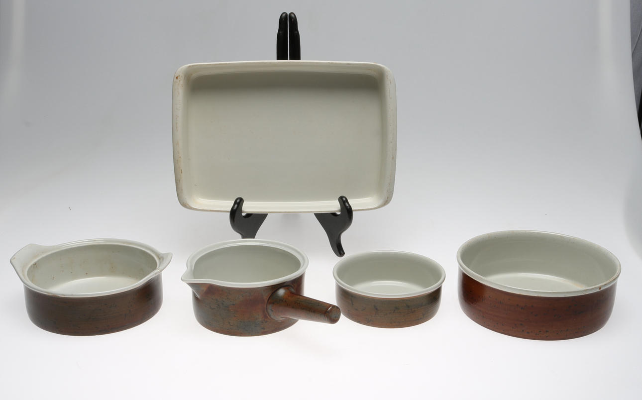 SERVISDELAR, 5 st, "Coq", Stig Lindberg, Gustavsberg.