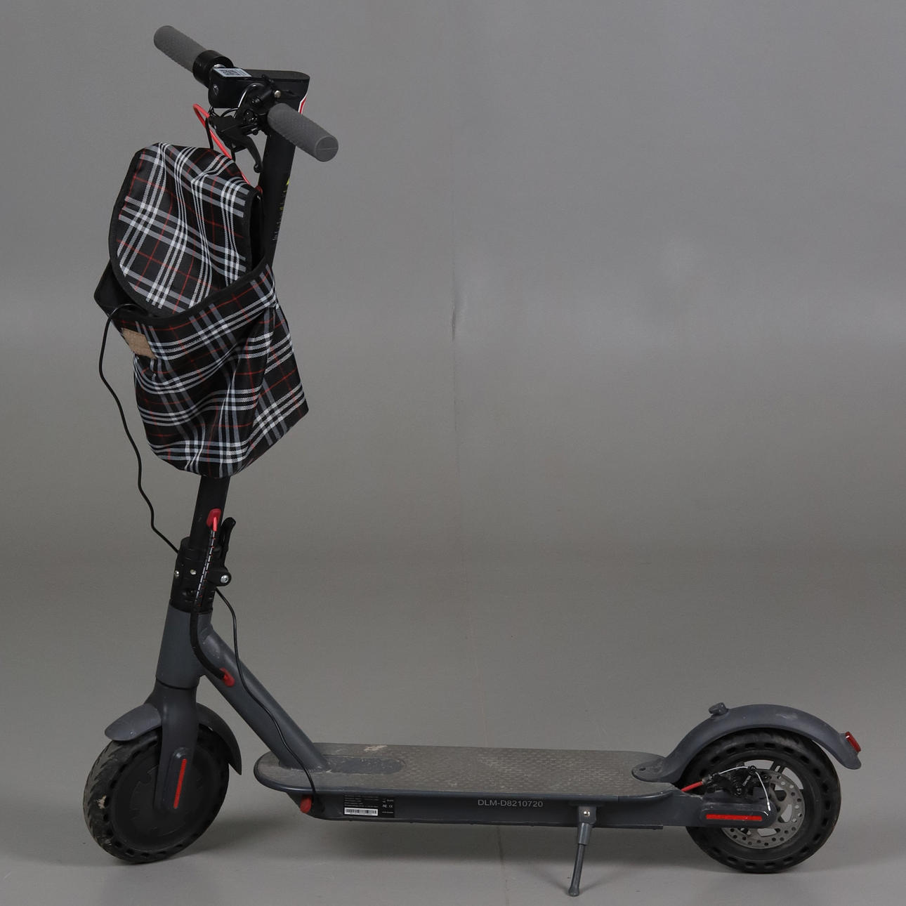 ELECTRIC SCOOTER, KCQ, D8 PRO E SCOTER.