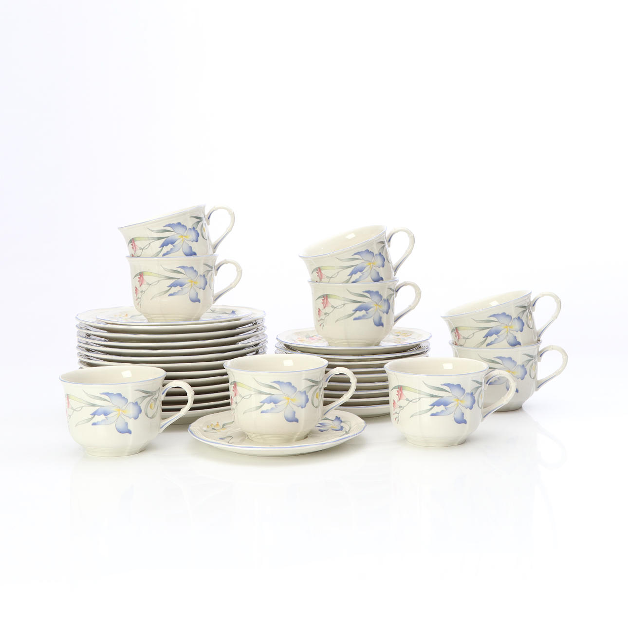 VILLEROY & BOCH, EIN TEE-SET, 21-TEILIG. „Riviera“.