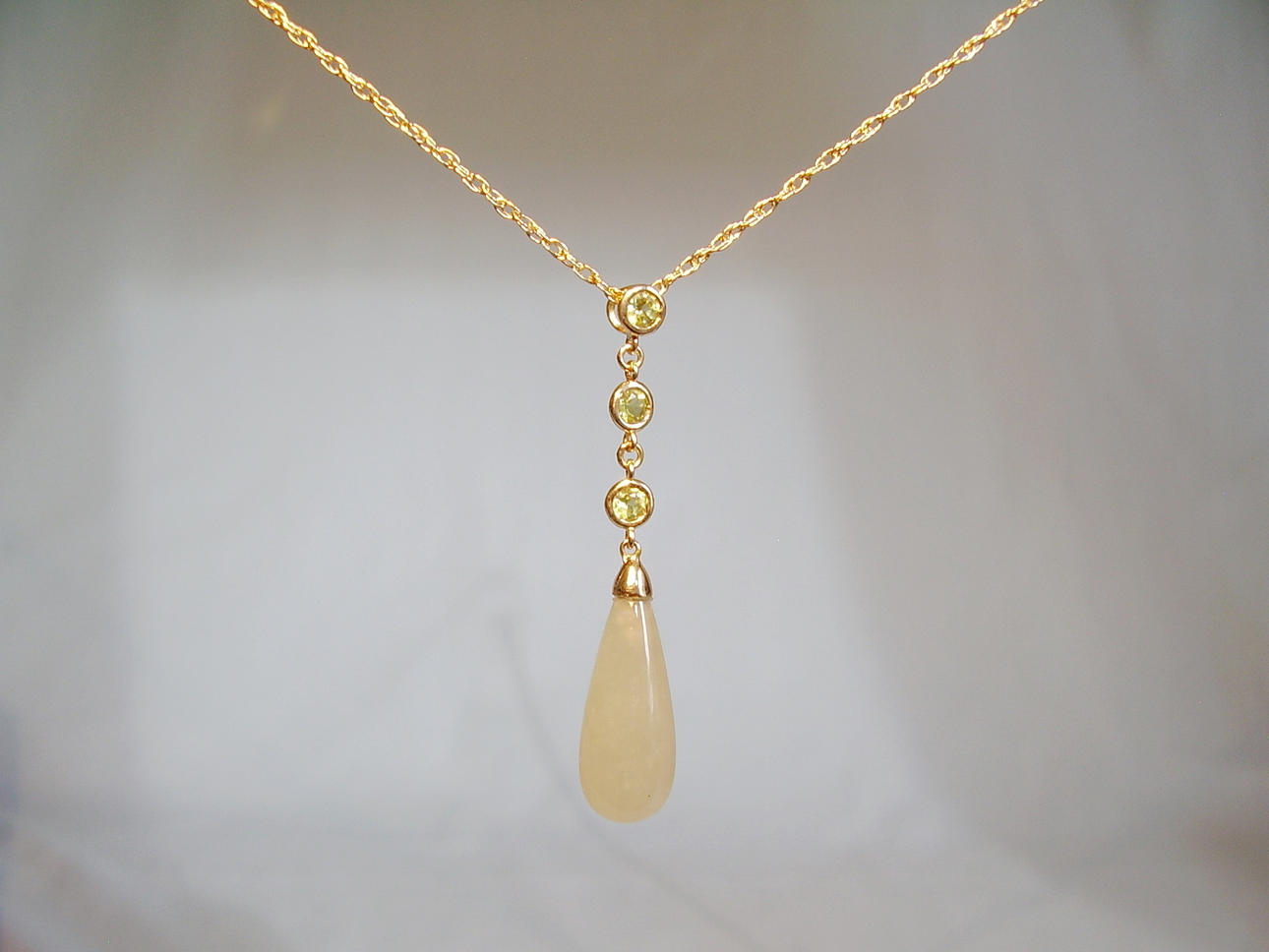 JADEHÄNGE med KEDJA.