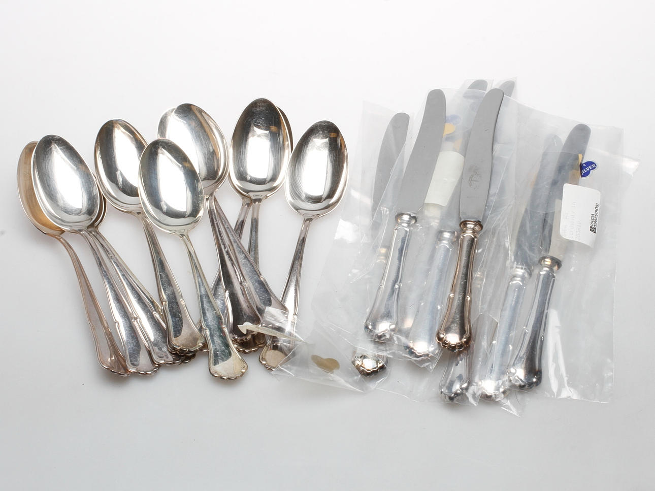 KNIVAR samt SKEDAR, silver, 21 delar, "Saga", vikt ca 895 gram.
