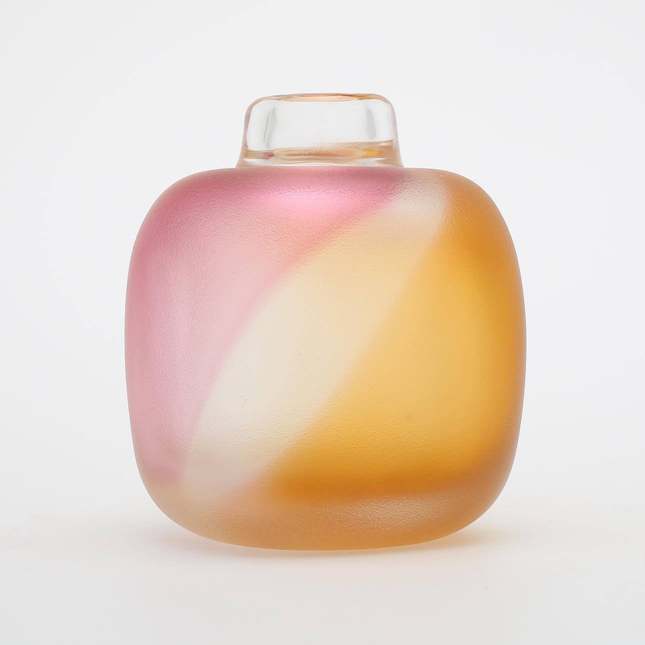 KONSTGLAS/VAS, Göran Wärff, Kosta, signerad Kosta Royal Art Coll G Wärff 47916.