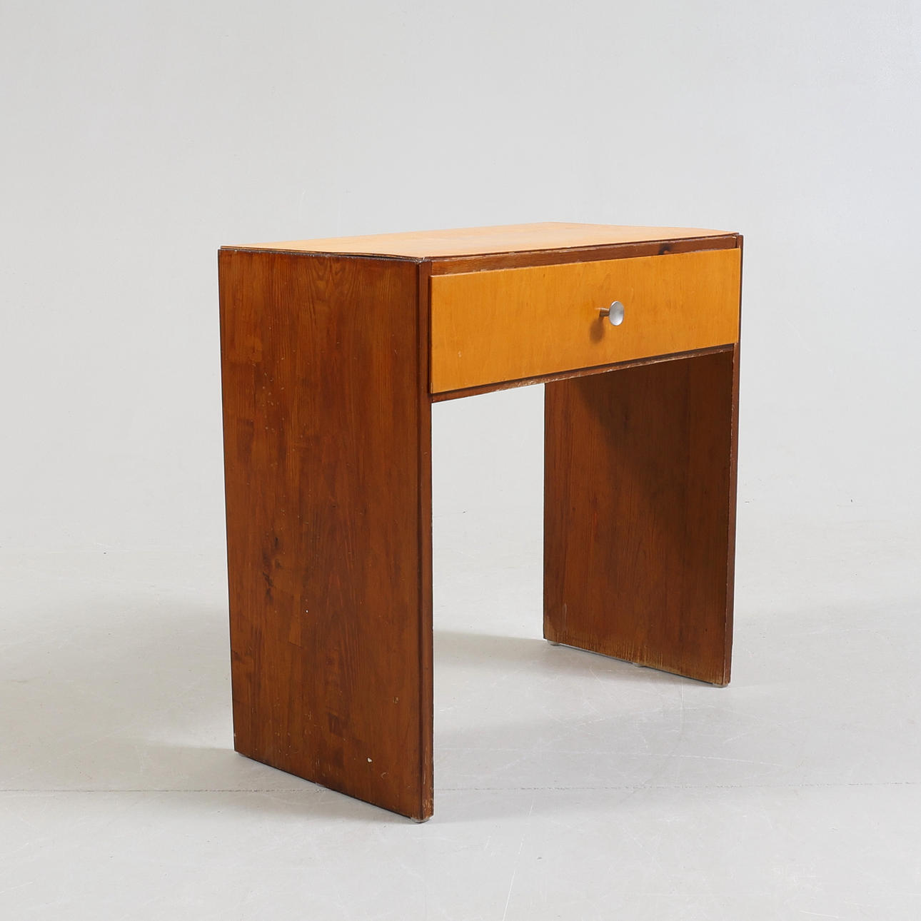 A side table, glazed birch/birch veneer, 1930s.