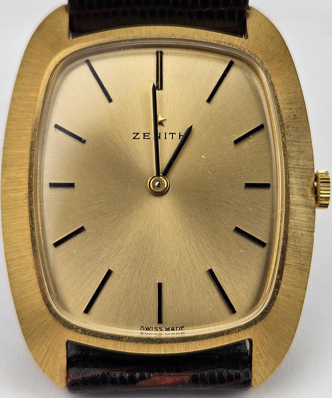 ZENITH. Wristwatch, gold, 18K.