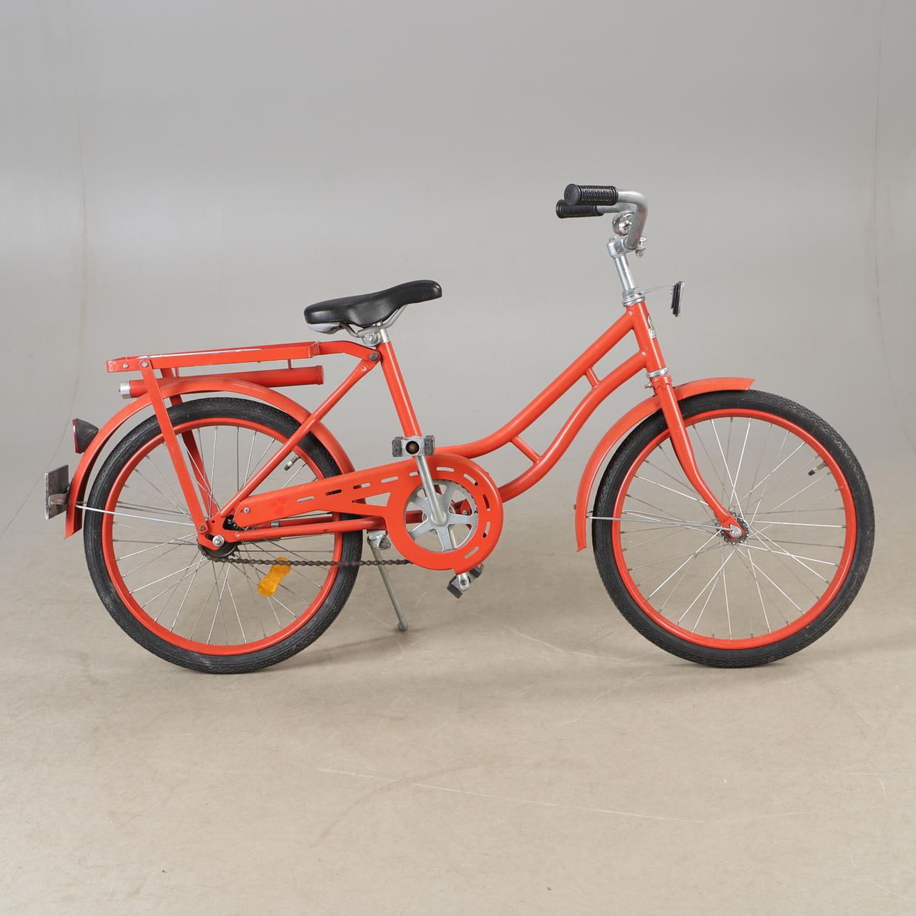 KINDERFAHRRAD, Kronan.