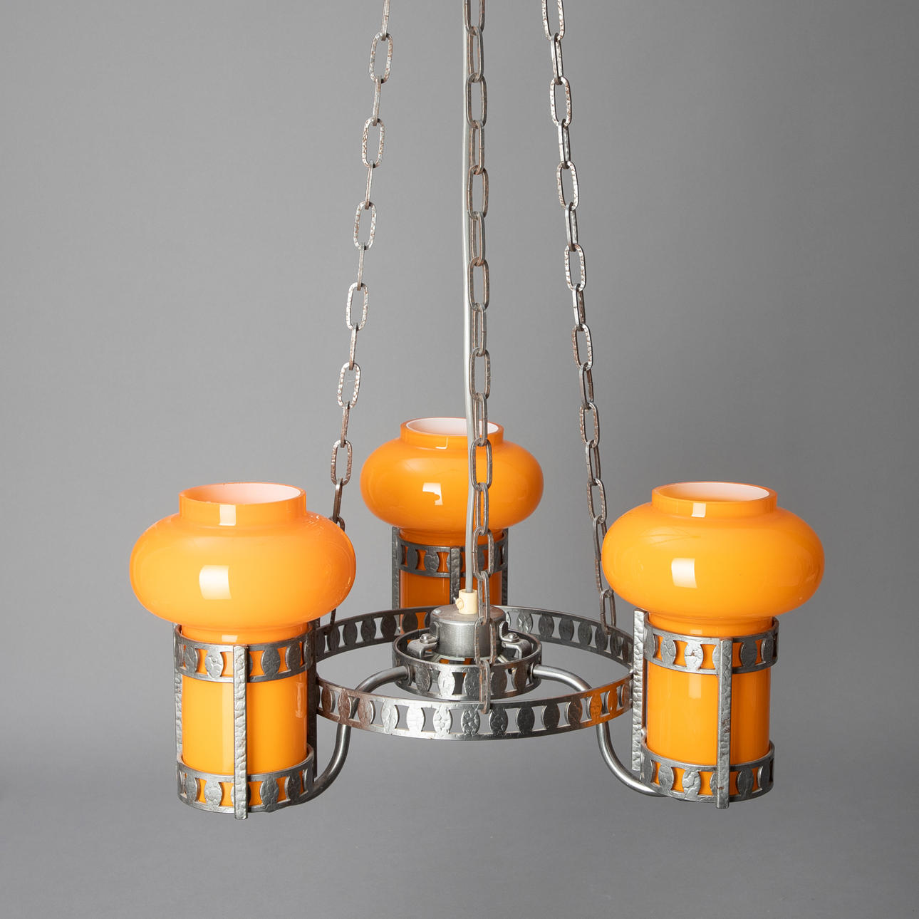 Pendelleuchte mit orangefarbenen Glas, 2. Hälfte 20. Jh.