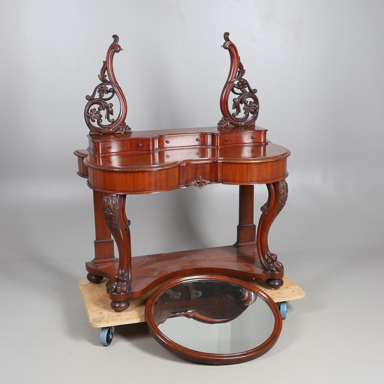 A VICTORIAN MAHOGANY 'DUCHESS' DRESSING TABLE. Furniture - Tables ...