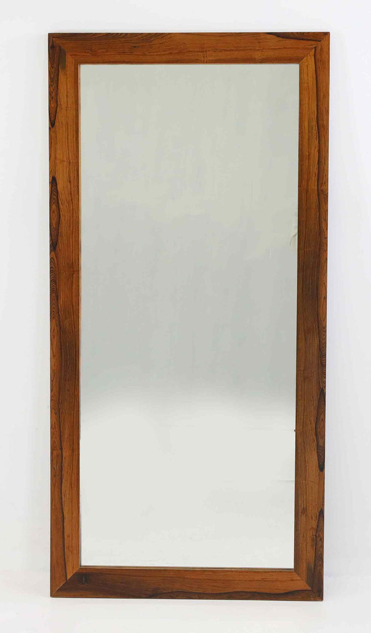 Et palisanderspejl fra 1960'erne.