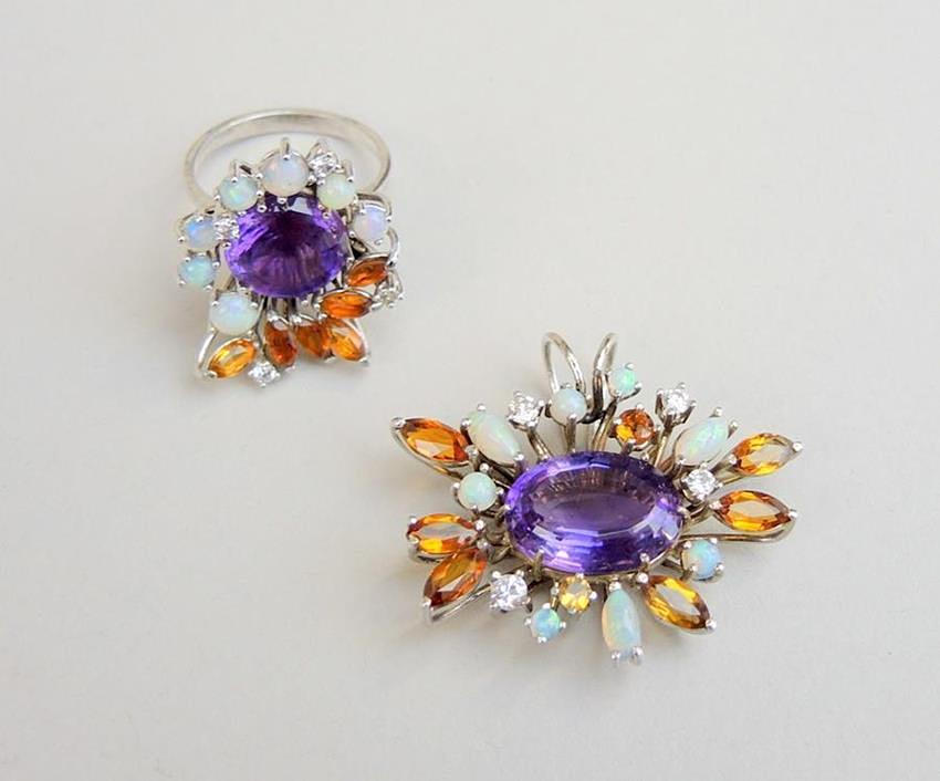 RING OCH HÄNGE I4K vitt guld.