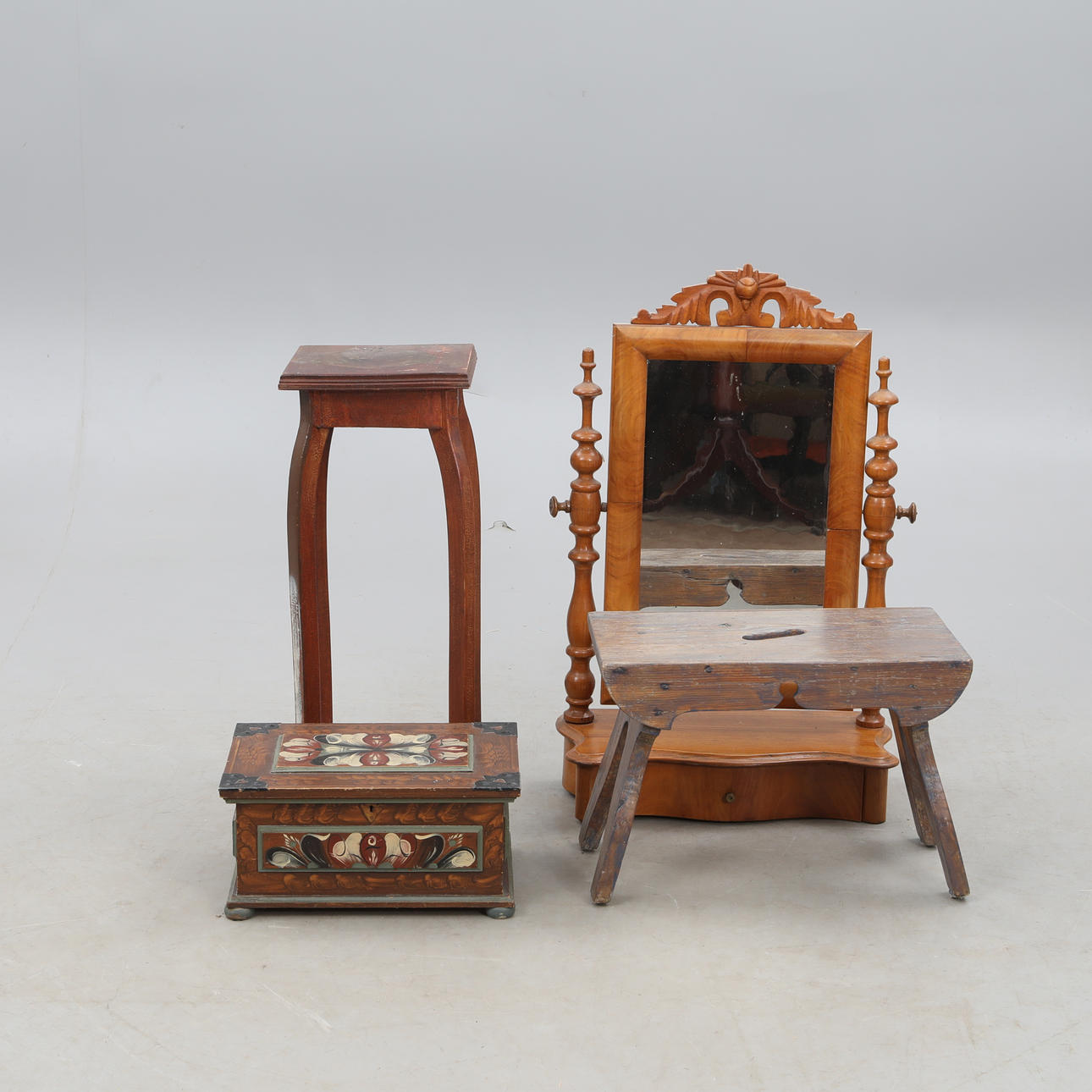 BRUKSFÖREMÅL, 4-delar.