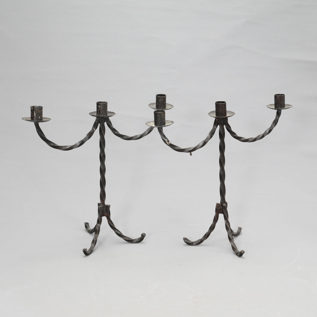 SMIDESLJUSSTAKAR, ett par.