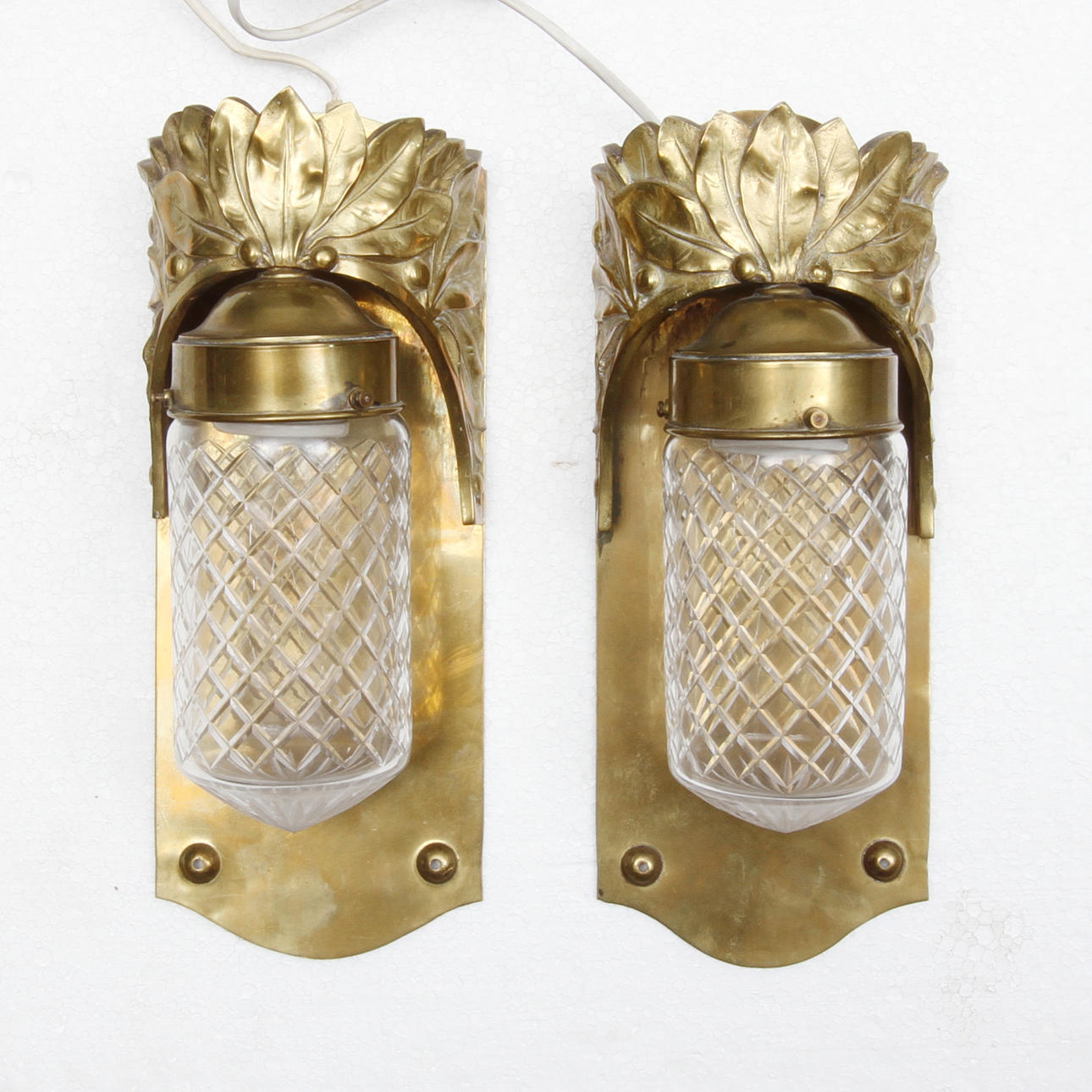 VÄGGLAMPOR, 1 par, mässing, jugend, tidigt 1900-tal.