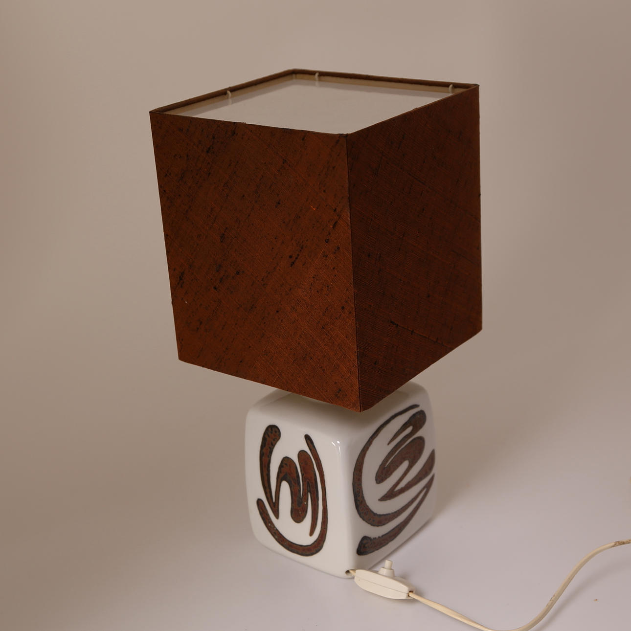 CARL HARRY STÅLHANE. BORDSARMATUR, porslin, signerad CHS - Rörstrand, 1900-tal.