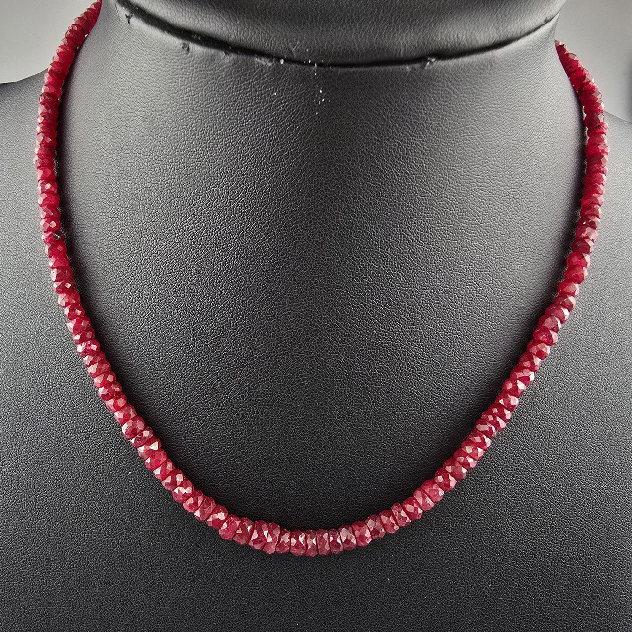 - Ruby single strand necklace, 925 silver.