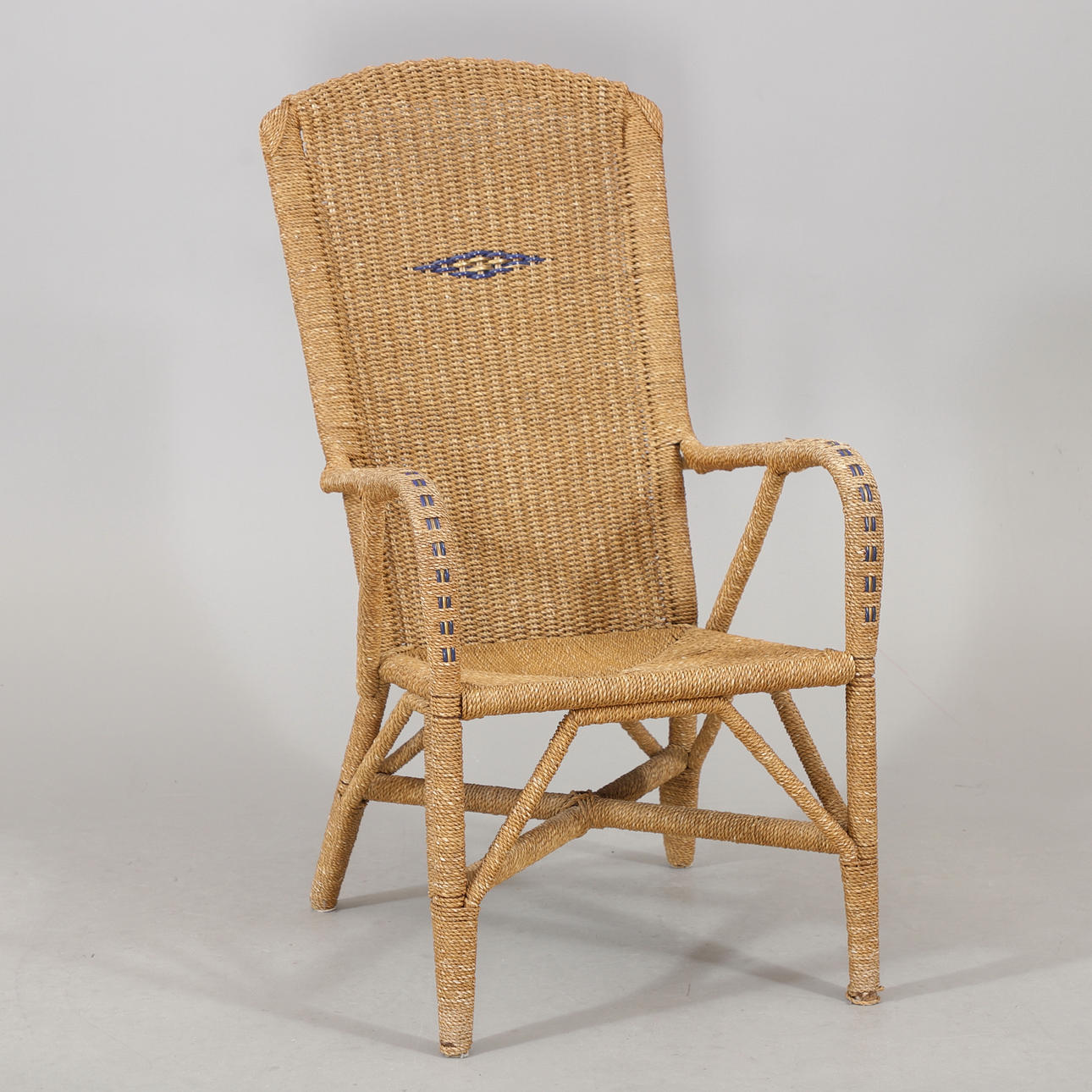 Rattansessel, Mitte des 20. Jahrhunderts.