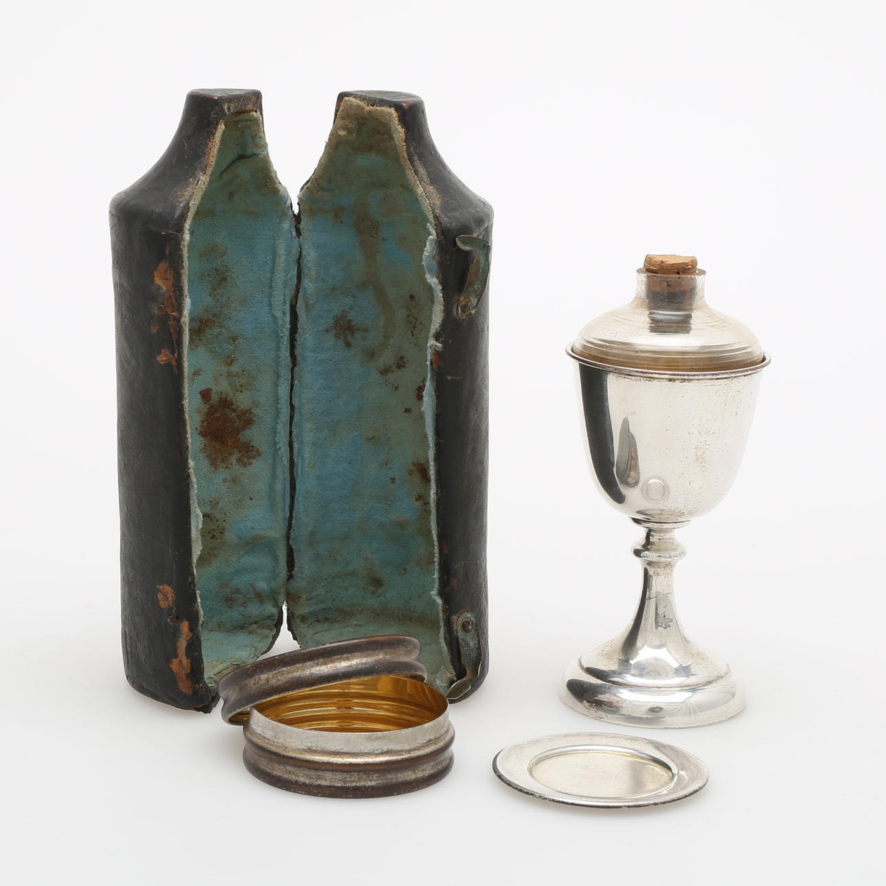 NATTVARDSKALK, i etui, 1800-tal.