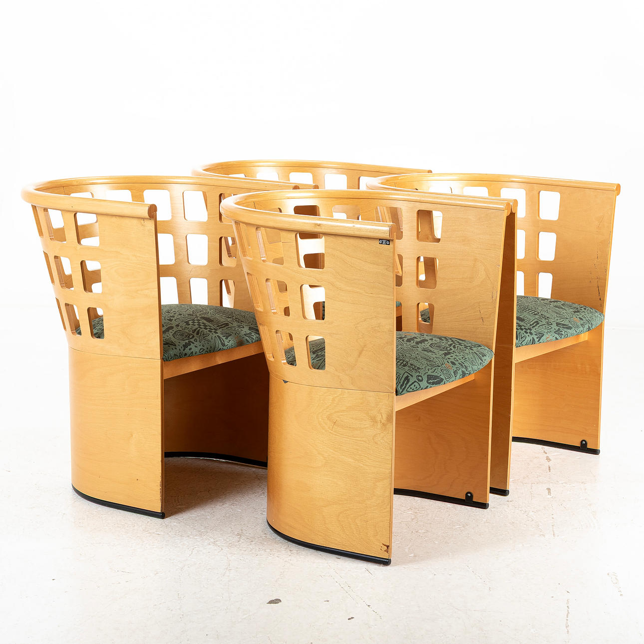 A set of 4 “Ruutu” armchairs, Eero Aarnio.
