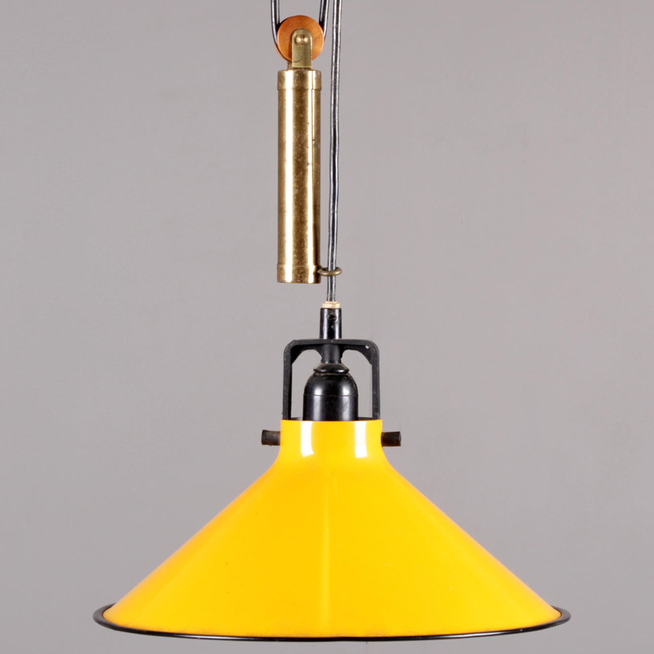 TAKLAMPA, plåt, höj-och sänkbar, 1900-talets mitt.