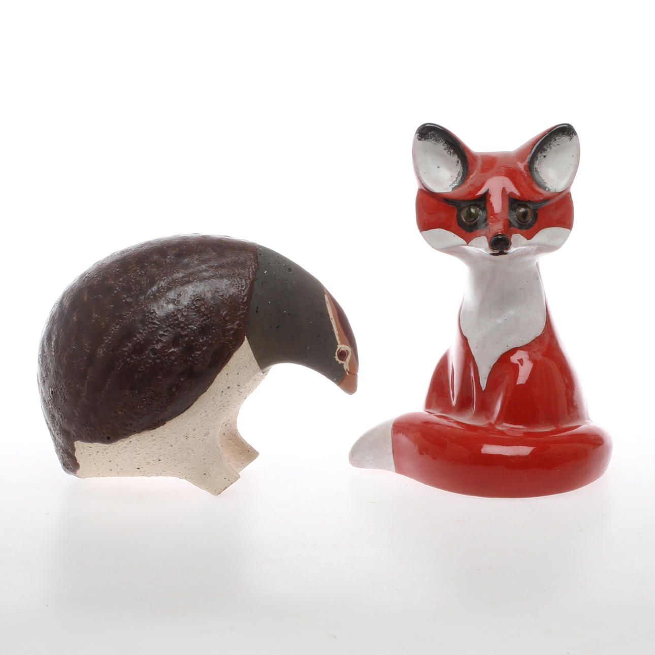 FIGURINER, 2 st, räv och fågel, Tomas Hellström. Nittsjö.