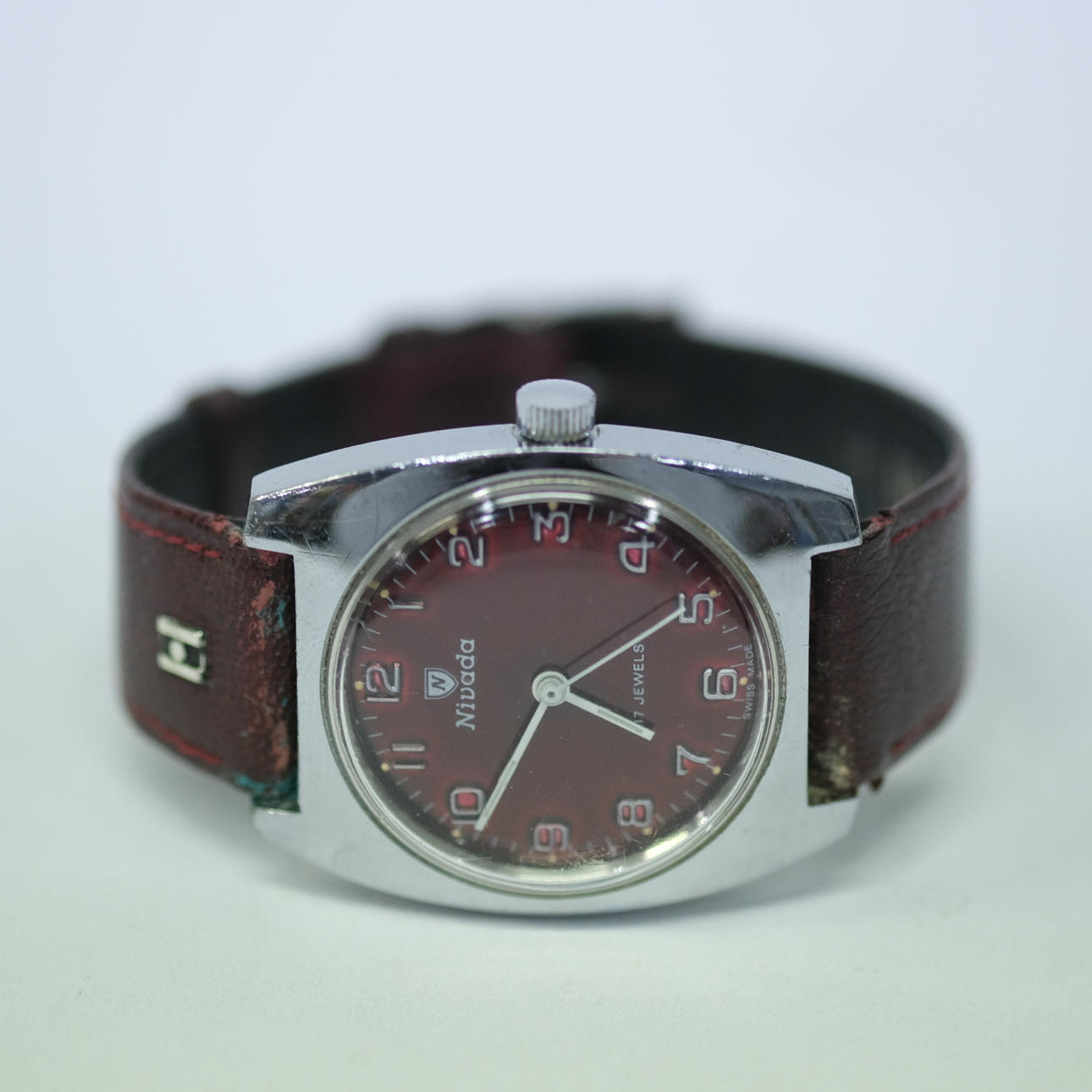 WRISTWATCH, NIVADA.