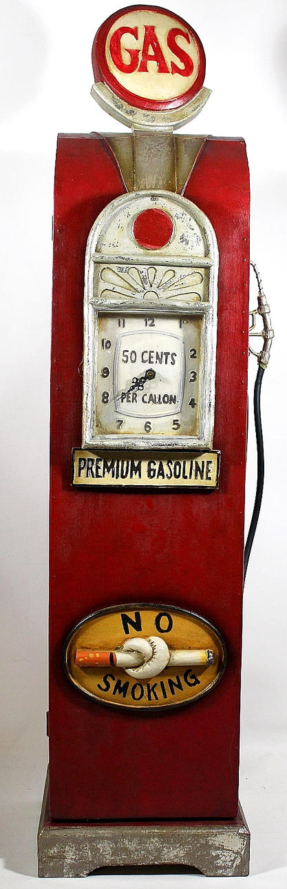 SKÅP, bensinpump, med klocka.