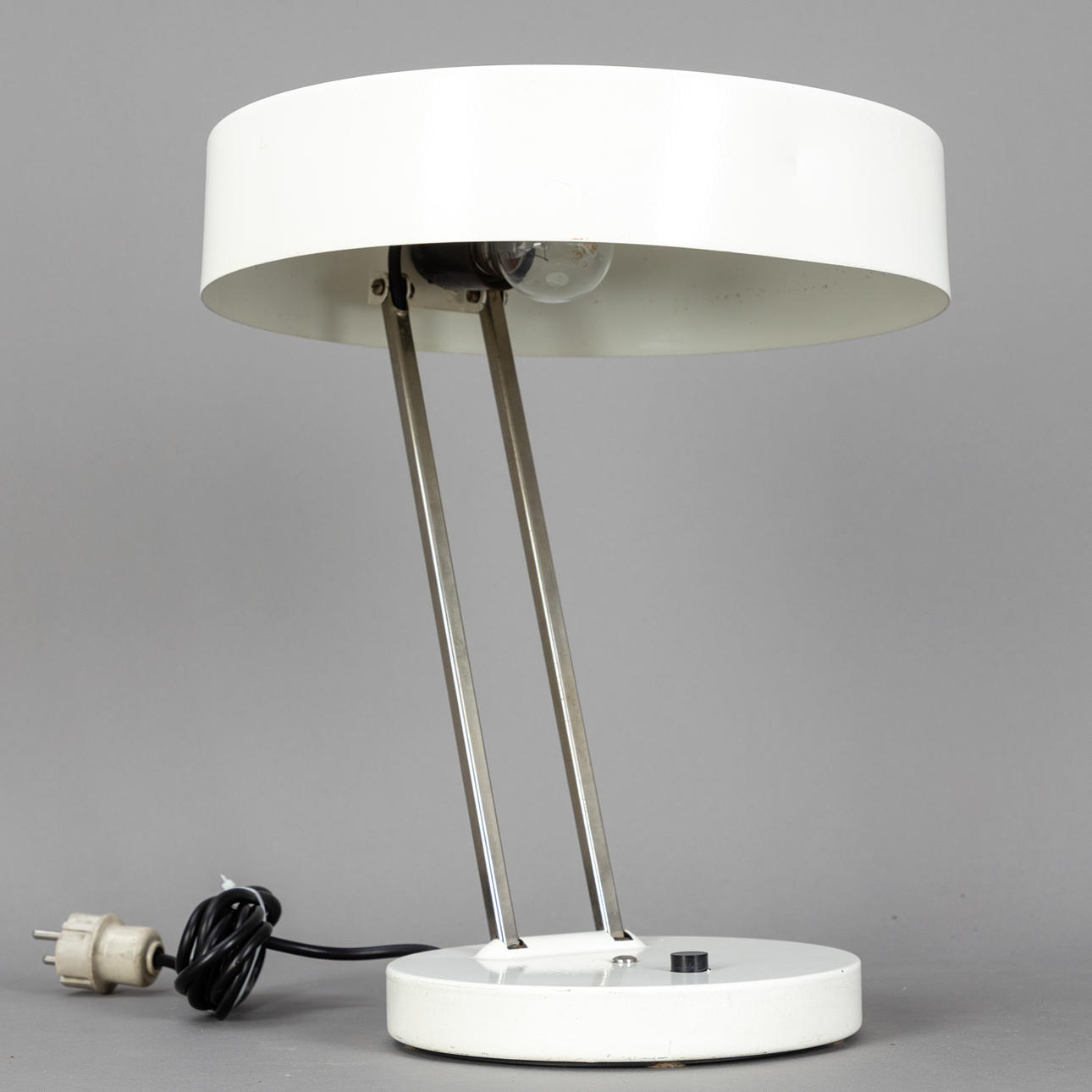 SIS lights. Table lamp/desk lamp “Type 811", 1970s.
