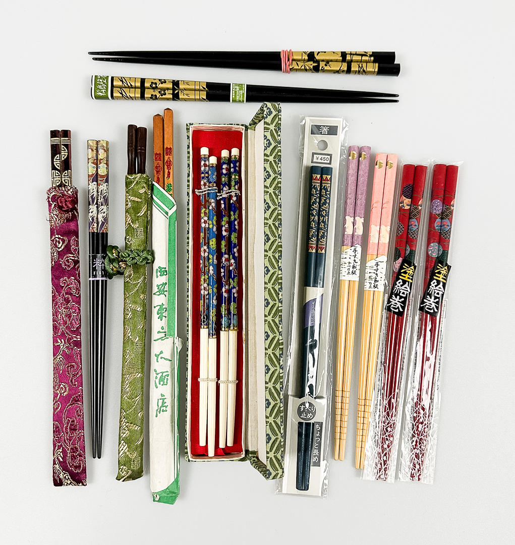 SPISEPINDE, 12 par, træ, ben, Kina.