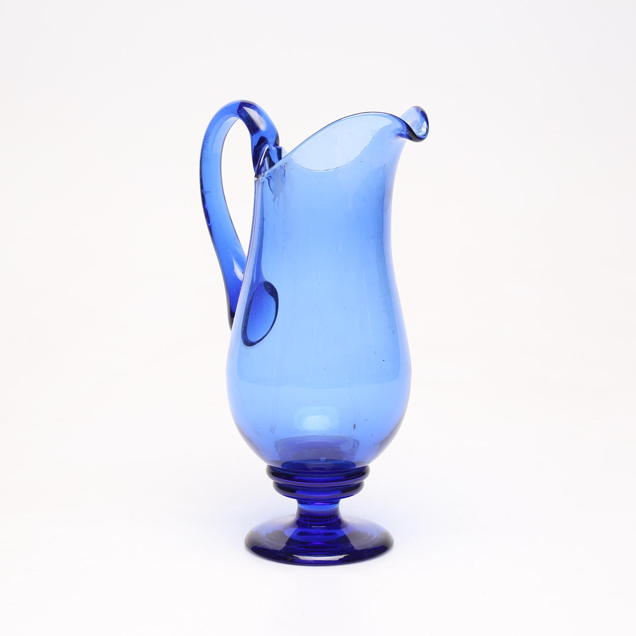A glass jug, Reijmyre, design Björn Trägårdh 1937.
