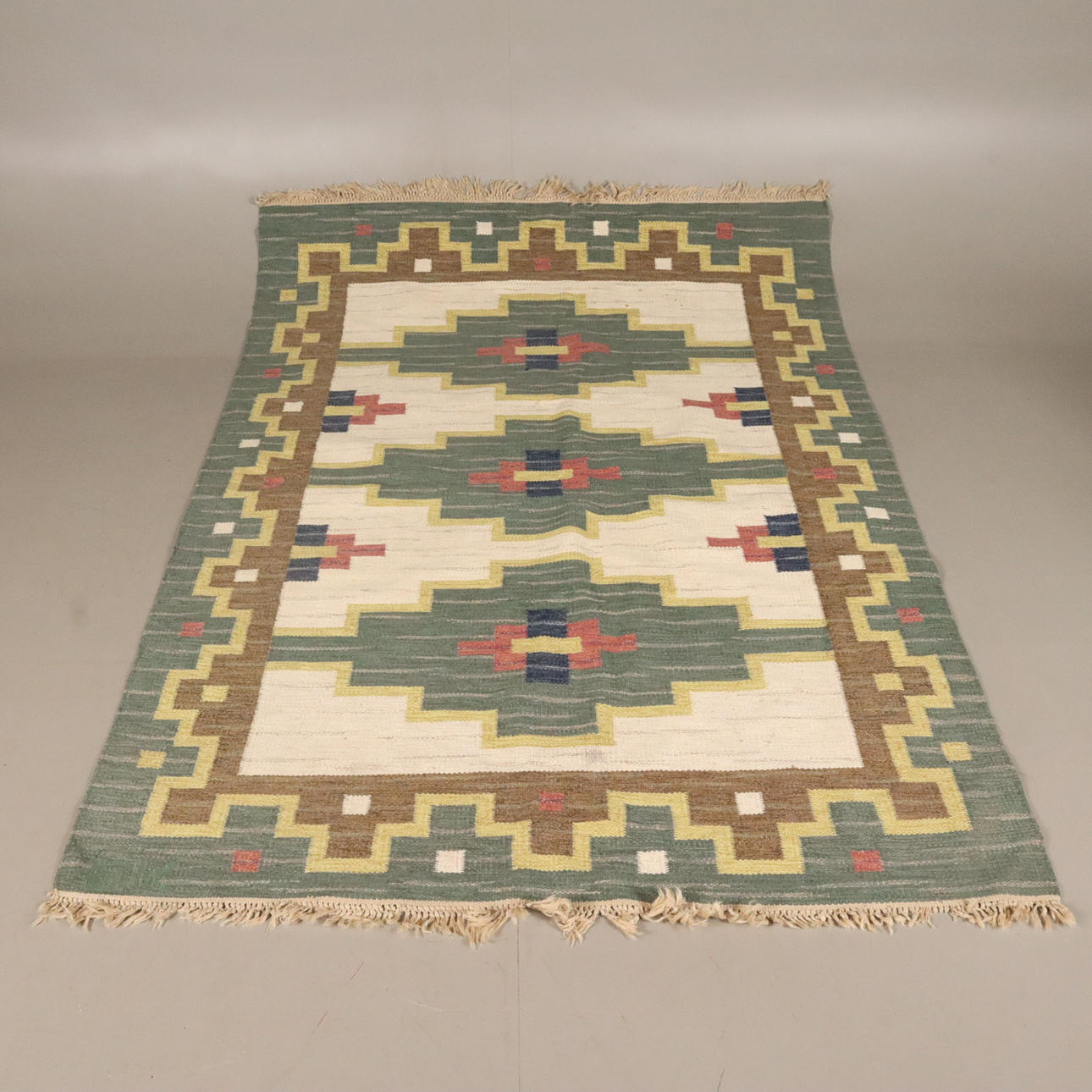 TEPPICH, Leinen, signiert GK.