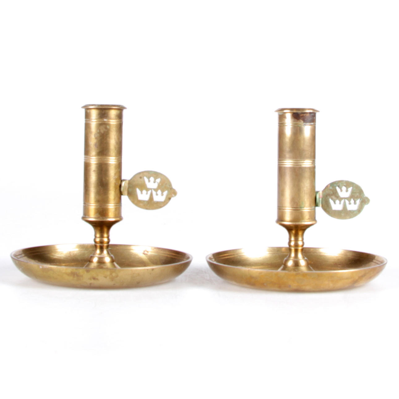 NATTLJUSSTAKAR, ett par, mässing, No 68, Skultuna, 1900-tal.