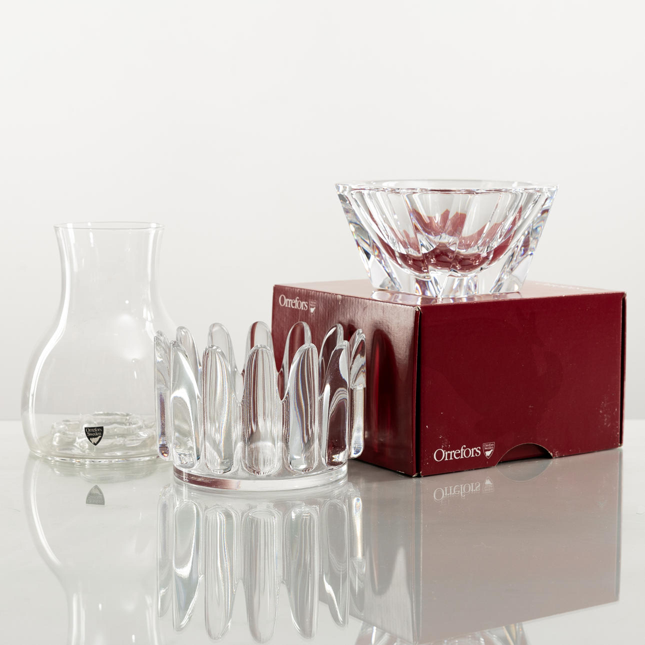 SKÅLAR SAMT VAS,3 delar, glas, Orrefors.