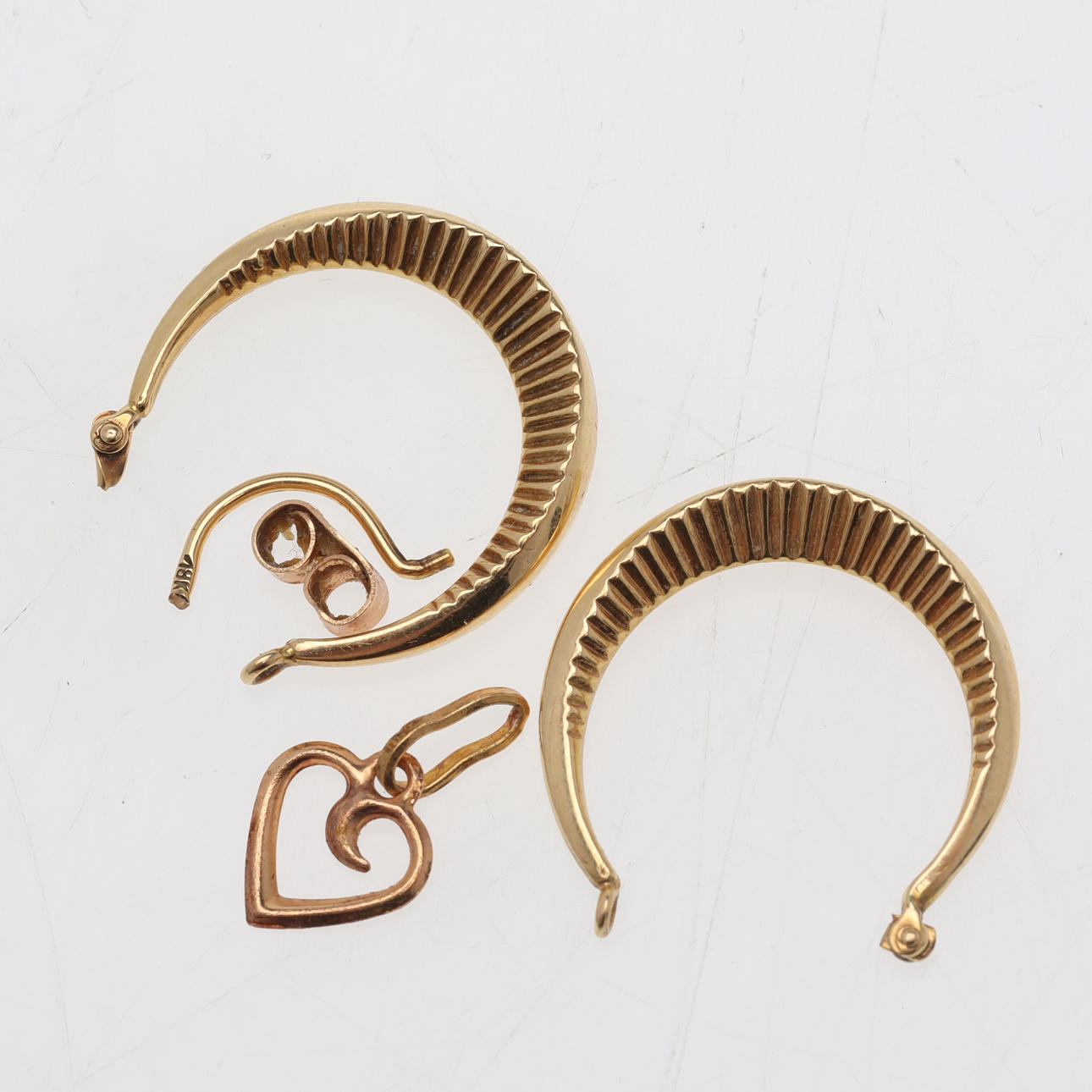 CHATARRA DE ORO, oro de 18 quilates.