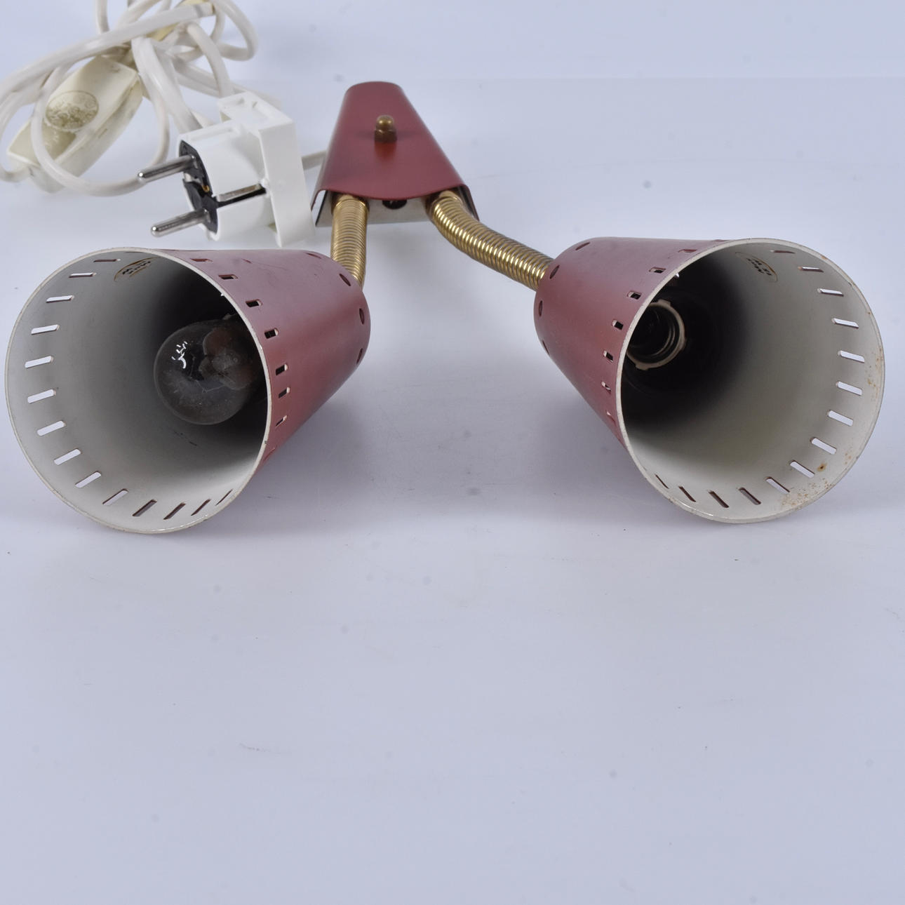 VÄGGLAMPA, lackerad plåt, 1900-tal.