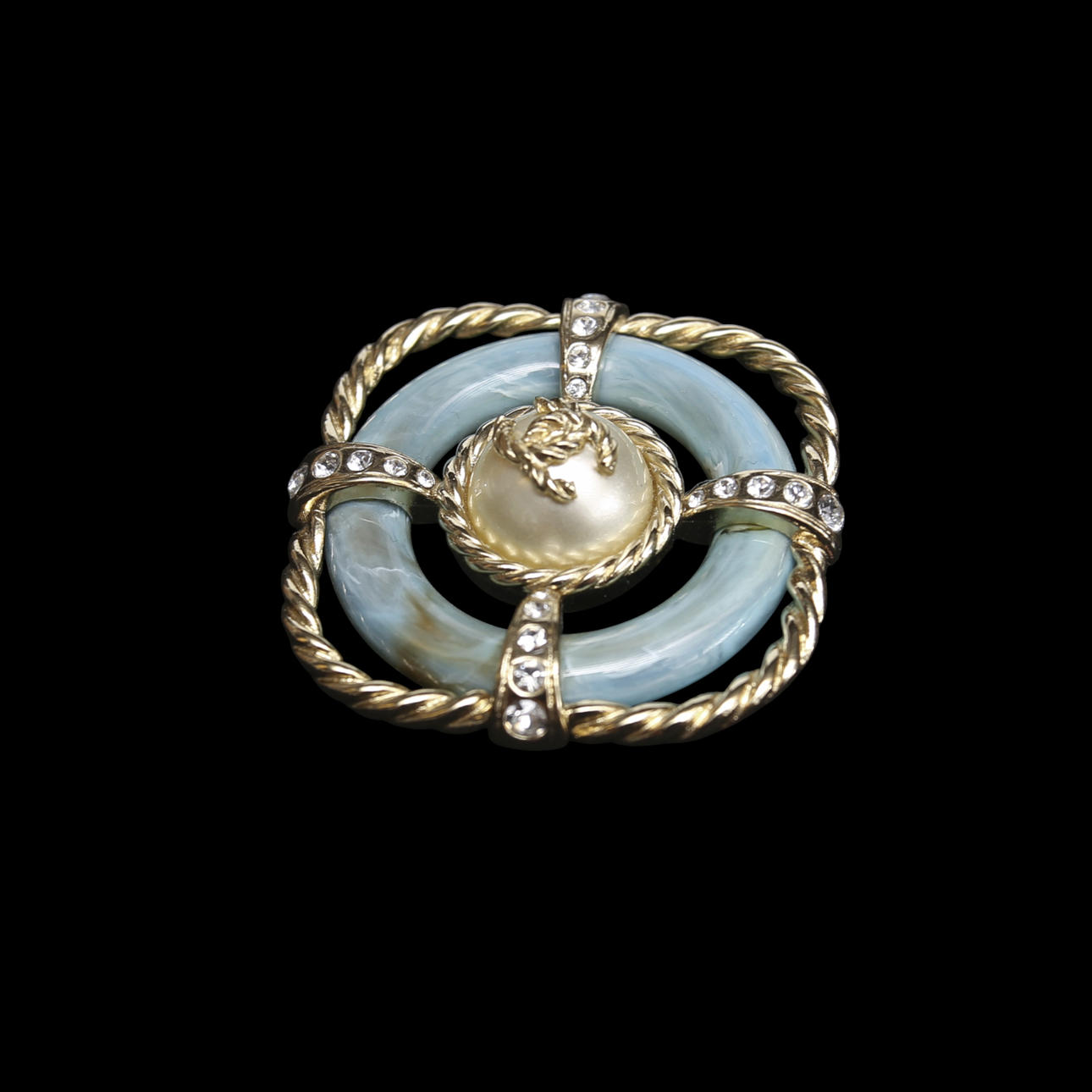 CHANEL, Broche model B 19 i original æske.